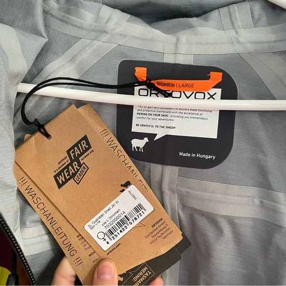 NWT Ortovox Women 3L Gaurdian Shell Jacket Dark Wine Green Outdoors Merino L - Picture 12 of 15